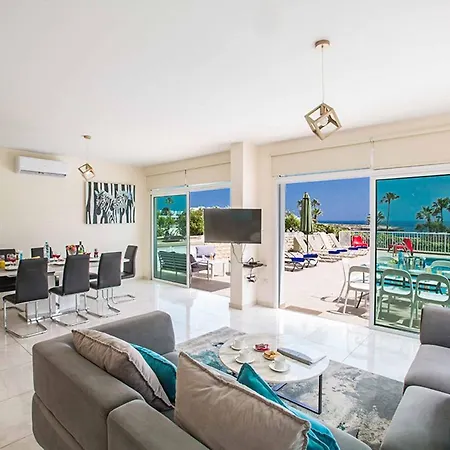 Villa Mesogeios Me16